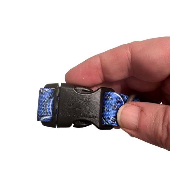 Blue Paisley Adjustable Dog Collar - Picture 3 of 3